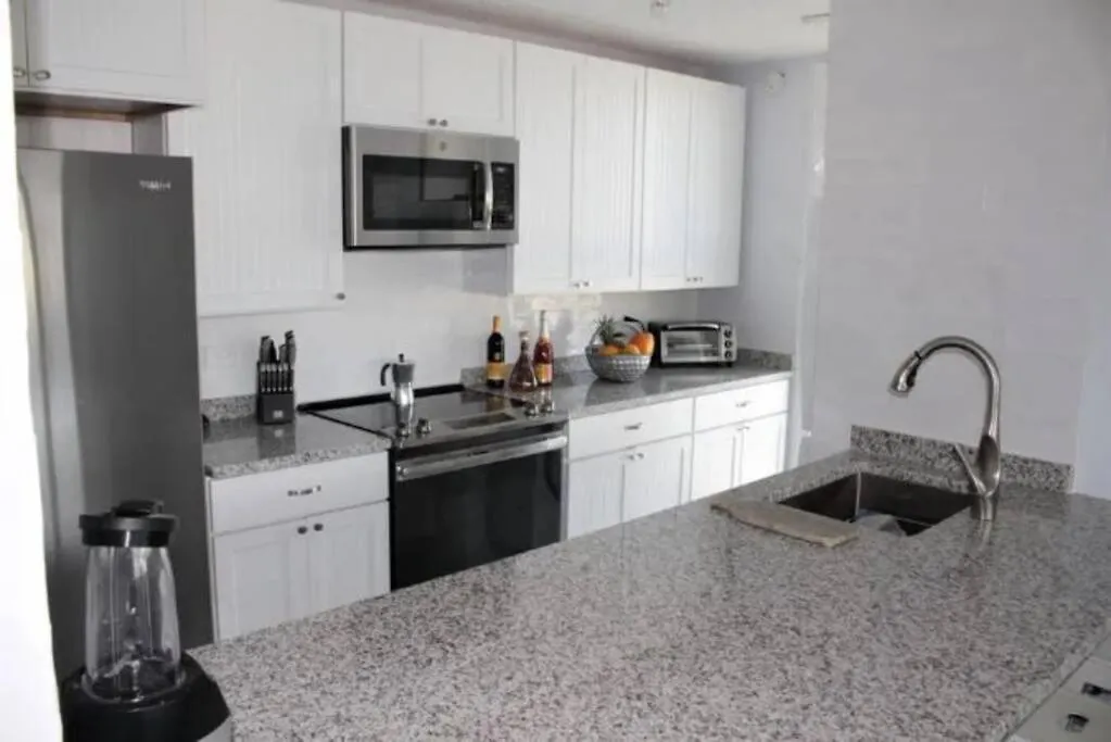Beach Rental Lux Apt 3Br-2Bth+Sofabed+City & Ocean View San Juan Apartment
