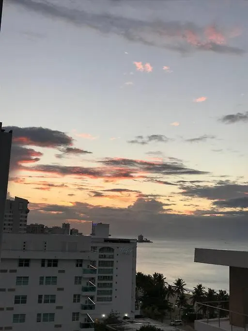 Beach Rental Lux Apt 3Br-2Bth+Sofabed+City & Ocean View San Juan 0*,  Puerto Rico